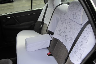 セミハイヤー車内