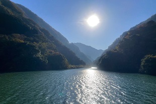 庄川遊覧船